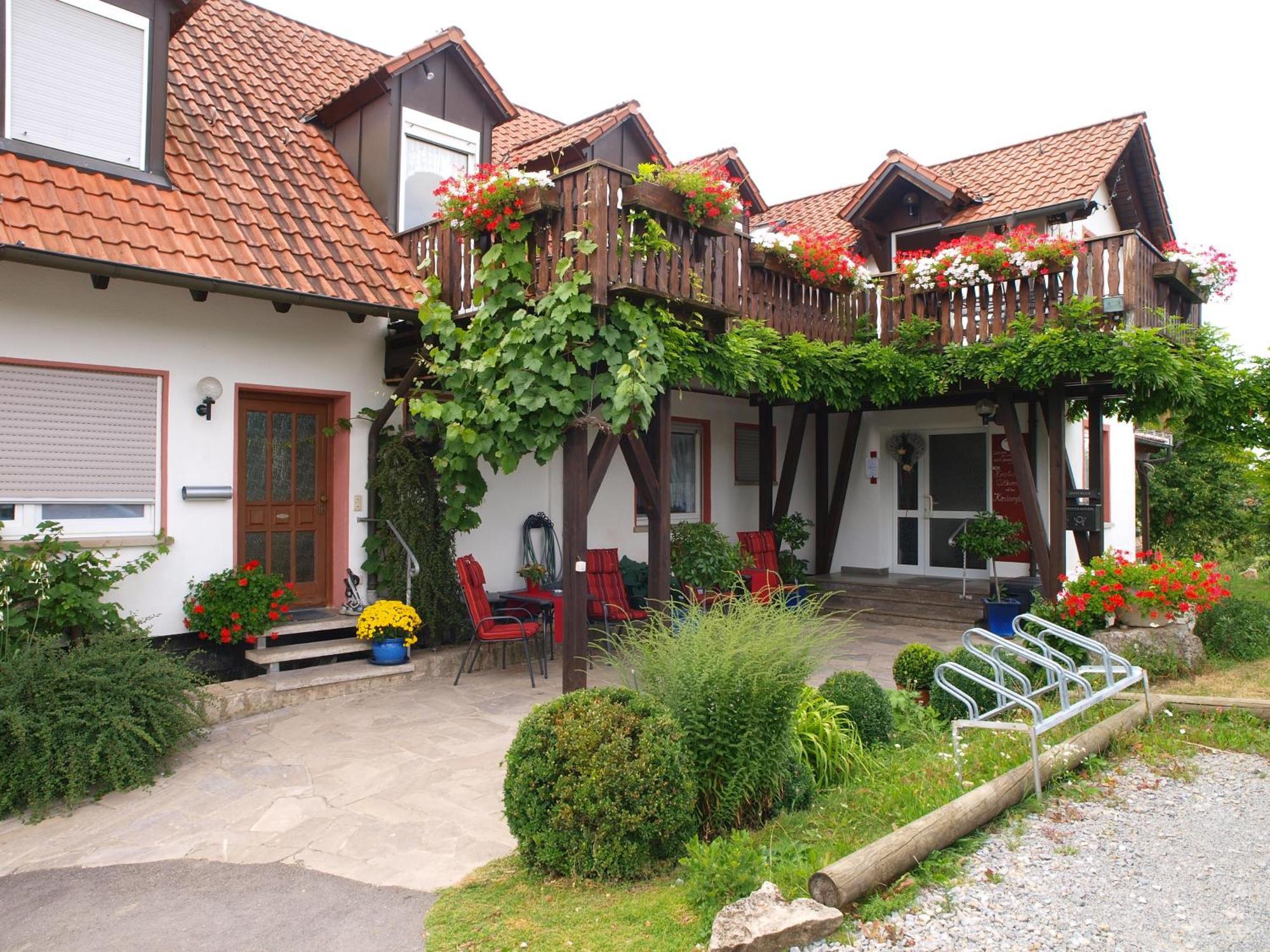 Kirschberghof Gaestehaus Und Weinverkauf Sommerhausen Bagian luar foto