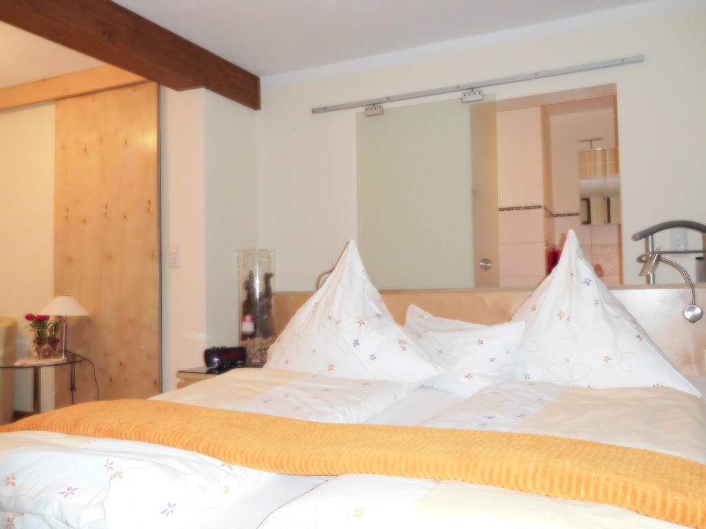 Kirschberghof Gaestehaus Und Weinverkauf Sommerhausen Bagian luar foto