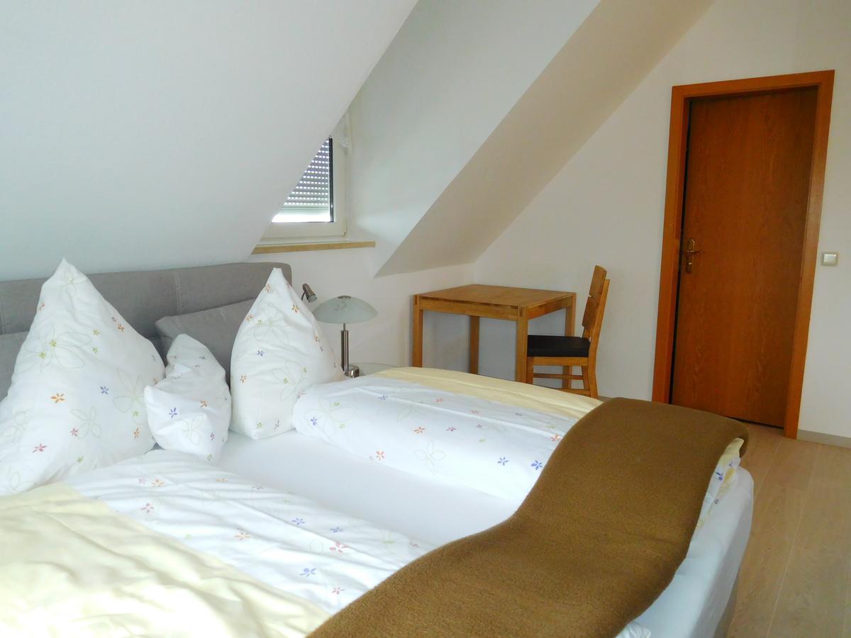 Kirschberghof Gaestehaus Und Weinverkauf Sommerhausen Bagian luar foto